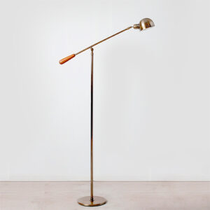 Luminária de Chão Mecha Clássica – Regulável