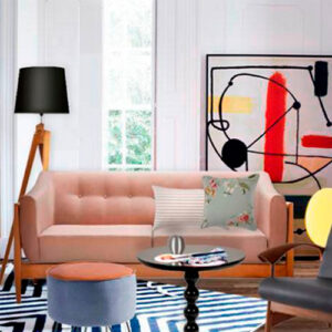 Luminária de Chão em Madeira Tripé com Cúpula de Tecido