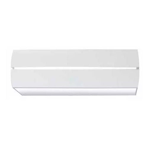 
Esta arandela branca tem um design retangular horizontal e minimalista. Sua face frontal é dividida ao meio por um fino corte horizontal, de onde emana uma luz discreta. A maior parte da iluminação é projetada para baixo através de uma base de vidro fosco, ideal para uso sobre espelhos.