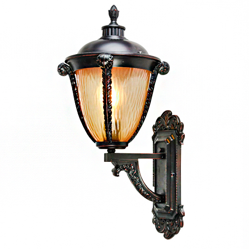 
Arandela externa estilo colonial em metal preto com toques de bronze. Possui braço trabalhado fixo à parede e cúpula de vidro âmbar texturizado em formato de sino invertido. O design é clássico, com detalhes ornamentais e uma lâmpada interna que emite luz quente e acolhedora.