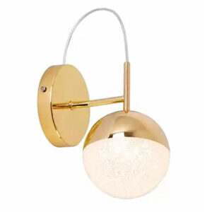 arandela_media_dourada