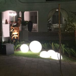 luminaria-de-chao-meia-bola-para-jardim-area-externa-mi-soleil-3