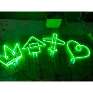 luminaria-neon-coroa-casa-aviao-coracao-amor-verde