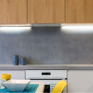 luminaria_linear_ambientada_cosinha