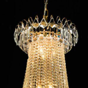 lustre-imperio-prestige-com-cristais-dourado-detalhe