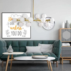 lustre_jabuticaba_16_globos_grape-dorado_branco_ambientado