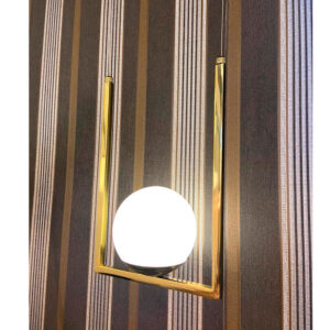 pendente-moderno-haste-u-dourado-quadrado-com-globo-de-vidro