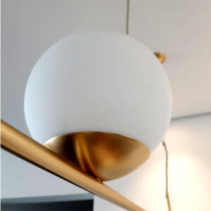 pendente-moderno-u-dourado-com-globo-detalhe