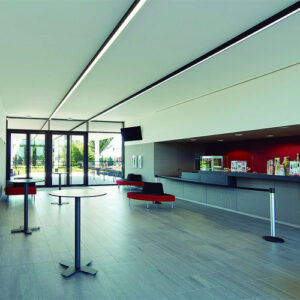 perfil-led-de-sobrepor-continuare-20w-por-metro-branco-ambientado