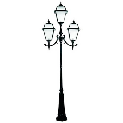 
Poste de iluminação externo clássico e elegante, em metal preto. Possui uma base sólida decorada que se alonga em um corpo esguio, culminando em três lanternas de vidro translúcido dispostas em diferentes níveis, lembrando o charme de luminárias antigas europeias.