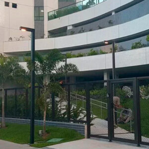 poste_petala_girafa_reto_ambientada_2