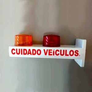 sinalizador-entrada-ou-saida-de-garagem-cuidado-veiculos