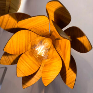 arandela_madeira_LIRIO_FOTO