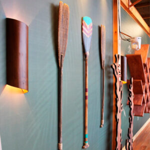 arandela_madeira_redonda_angular_ambientado