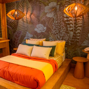 Pendente_madeira_clara_Clean_ambientado-2