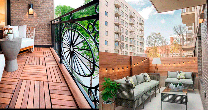 Lado Esquerdo: Uma pequena varanda com piso de deck de madeira em tons quentes. Há uma poltrona de vime com almofadas brancas e uma mesa lateral. O guarda-corpo é de ferro forjado preto com um design central circular. Lado Direito: Uma varanda maior, possivelmente um terraço, com um cercado de madeira mais alto. Está mobiliada com um conjunto de sofás e mesa de centro, todos em vime cinza com almofadas claras. Há uma decoração com luzes estilo "pisca-pisca" suspensas na parede de madeira.