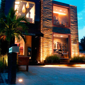 Luminária Embutida de Solo Em Inox LED Integrado 25W