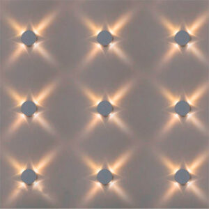 Mini Arandela 4 Feixes de Luz Pequena Estrela com LED Integrado