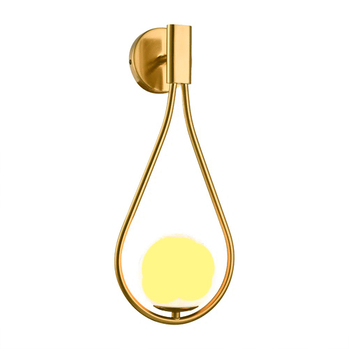 
Esta arandela dourada tem uma base circular na parede de onde sai uma haste fina em formato de gota ou lágrima. No centro da curva inferior, há um globo de vidro branco iluminado com uma luz amarelada suave. O design é fluido, elegante e minimalista, com acabamento metálico brilhante