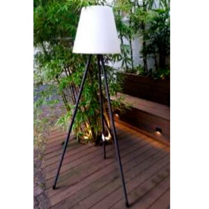 coluna_tripe_externa_ip44_ambientada