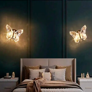 arandela_borboleta_resina_8w_ambientada