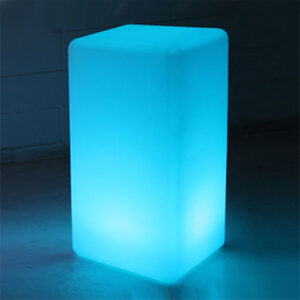 mesa_cubo_azul