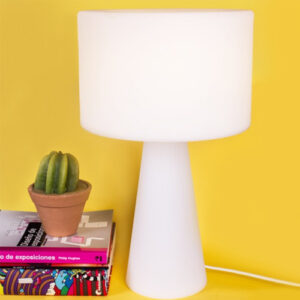 abajur_Polietileno_tradicional_simpla_ambientado