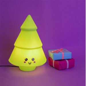 abajur_infantil_Polietilen_ÁRVORE_NATAL_KAWAII_ambientada