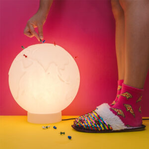 abajur_infantil_Polietilen_PUSH_PIN_ambientada