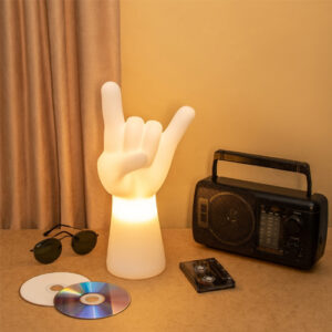 abajur_infantil_Polietilen_ROCK-ambientada