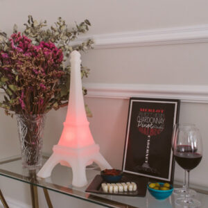 abajur_infantil_Polietilen_TORRE_EIFFEL_controle_vermelha