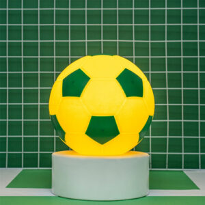 abajur_infantil_Polietilen_bola_verde_amarela-ambientada
