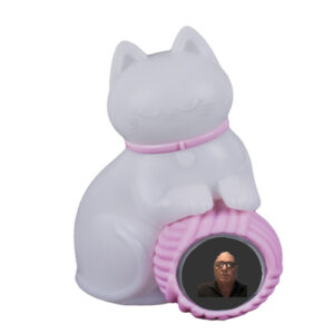 abajur_infantil_Polietilen_gatinha_novelo_lado-branca