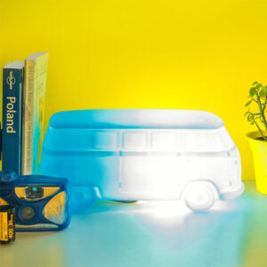 abajur_infantil_Polietilen_kombi_azul-ambientada