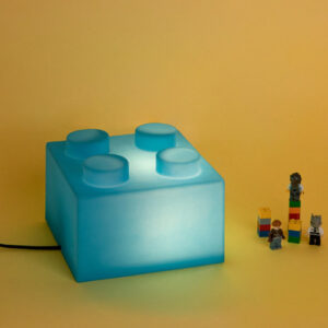 abajur_infantil_Polietileno_bloco_azul-ambientado