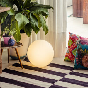 abajur_infantil_Polietileno_esfera-ambientado-2