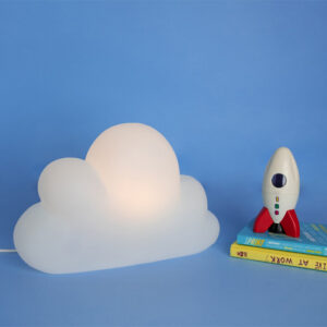abajur_infantil_Polietileno_nuvem_mesa_ambientada