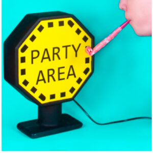 abajur_infantil_Polietilen_parti_ares_ambientada