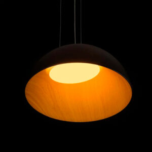 Pendente_Tonia_Meia_Lua_Preto_ligado2