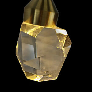 PENDENTE_cristal_lapidado_f_preto