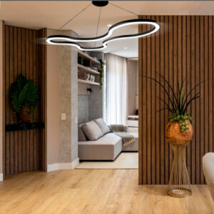 pendente_madeira_Luna_Slim_ambientado