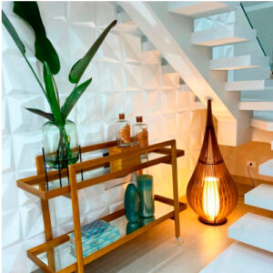 abajur_madeira_gota_ripada_ambientado-2