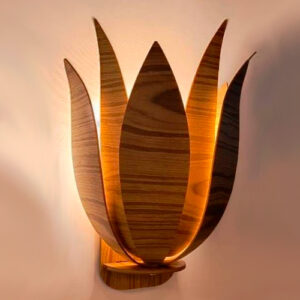 arandela_madeira_LIRIO_6folhas_ligada