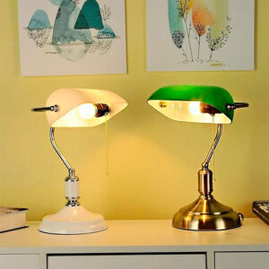 abajur_banqueiro_branco_ambientada_cores