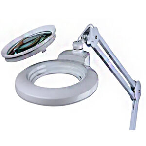 lupa_com_luminaria_lente_grande_desmontada